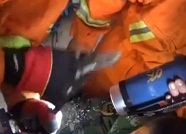 潍坊：压面机“咬住”男童右手 消防紧急救助
