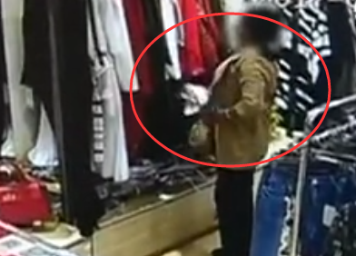 24秒 | 济南一服装店遭 “三只手” 店员眼皮底下偷衣服
