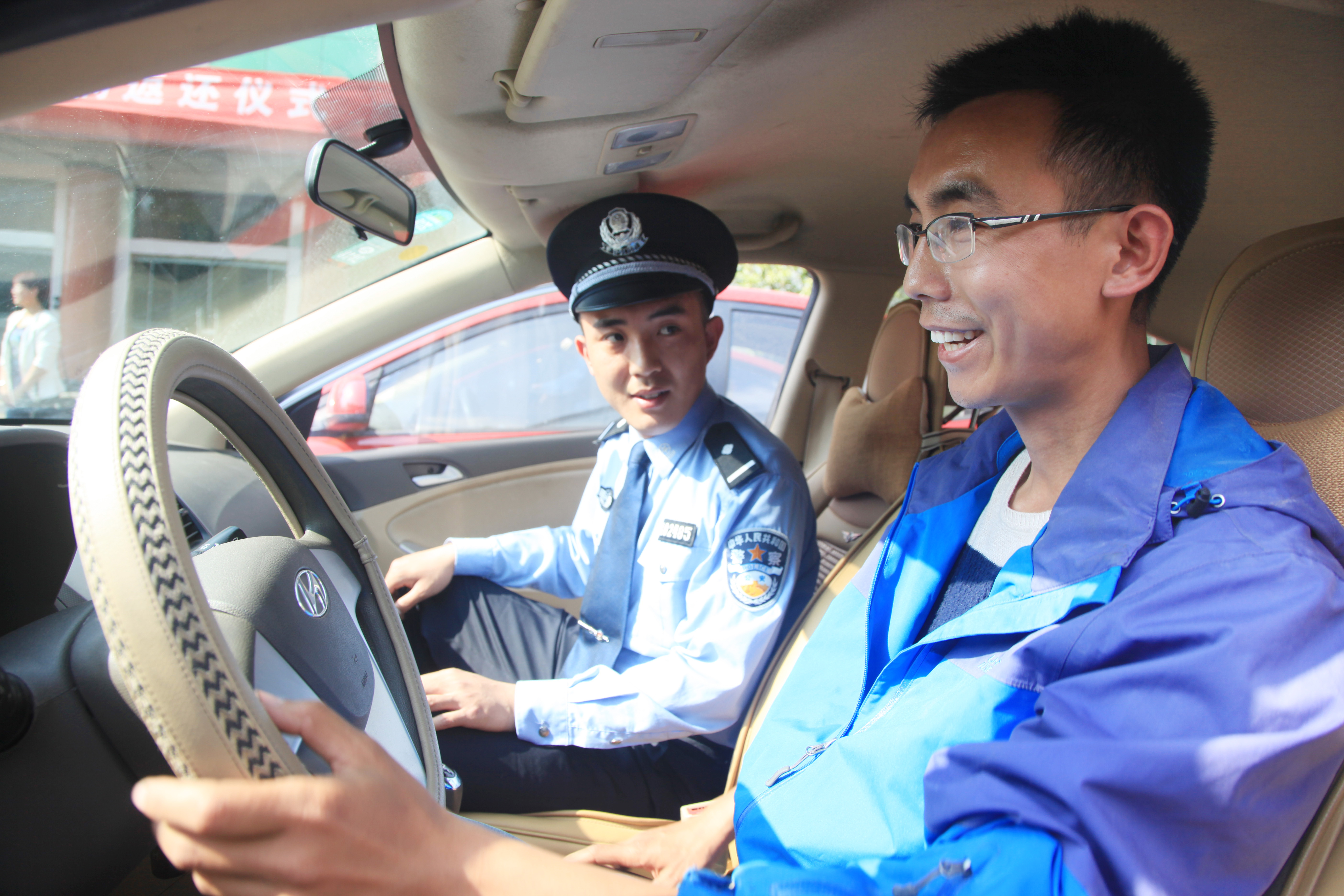 潍城成功打掉一盗销瑞纳车团伙 返还追回赃车9辆