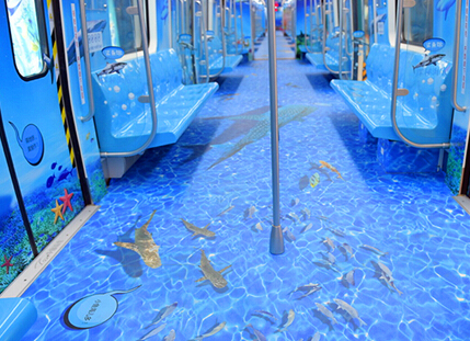 六一童话"美人鱼"与王子 穿越地铁游青岛海底世界