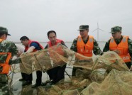 潍坊开展清理地笼专项行动 280余块地笼被销毁