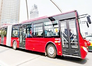 潍坊公交系统提前半月实行“夏季票价