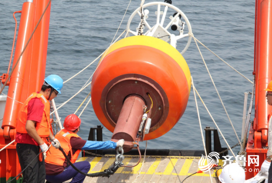 浅海型白龙浮标在国家海洋局海洋一所研制成