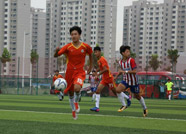 中国足球名宿辅导团走进滨州 青少年足球国际邀请赛开赛
