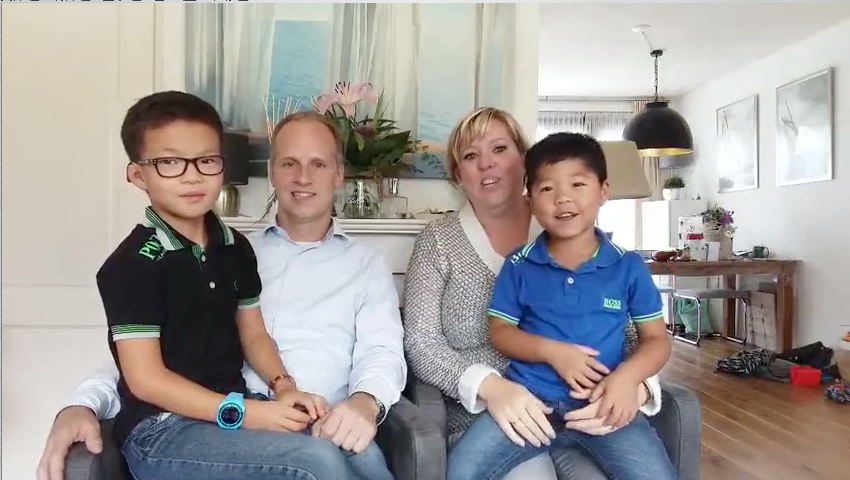 30秒 | 9岁男孩山东寻亲，他的荷兰爸妈发来这段中文视频