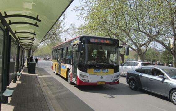 济宁国庆假期公交投入运力2.72万辆次 发送旅客451.85万人次