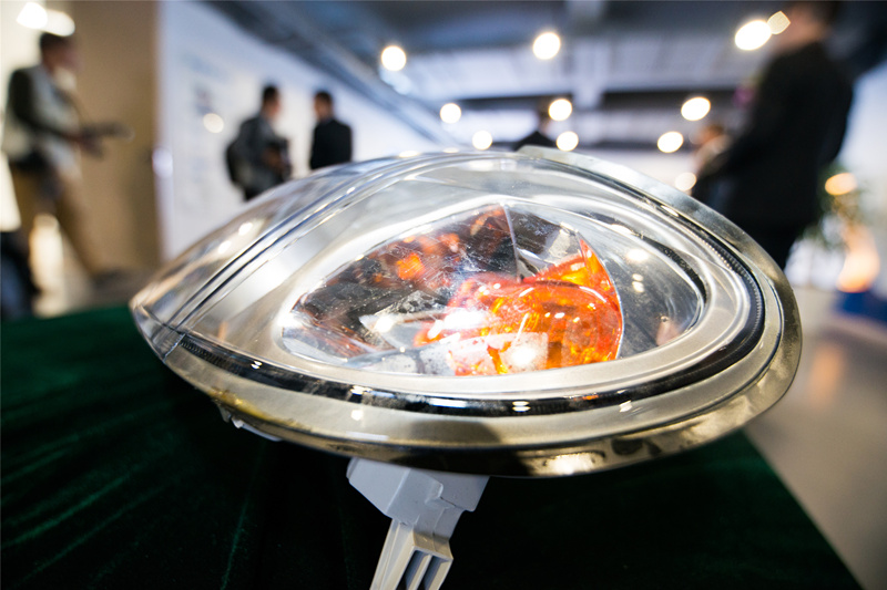 青岛国家院士港再传捷报 原位成纤纳米新材料