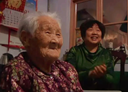 身边榜样！潍坊57岁孙女数年如一日照顾“百岁奶奶”