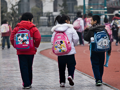 东阿推广“四点半学校”建设 对村里的孩子们免费开放