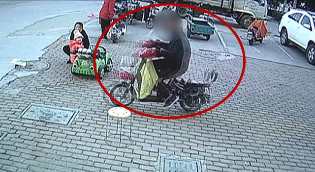 3dca2494ba930d03ce199dccd8358baa.jpg 小偷11_副本_副本.jpg