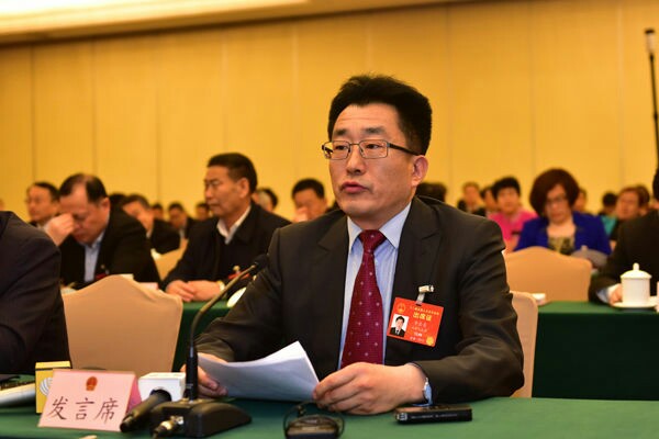 渔民代表李长青关注渔业发展 建议支持渔民企业造大船闯远洋
