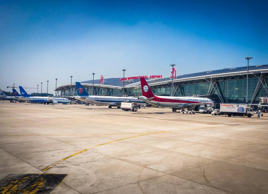 济南国际机场2017年完成旅客吞吐量1432万人次