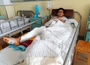 潍坊一男子因车祸欠下数万医疗费 乡亲送来“救命钱”
