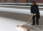 潍坊：以雪为令坚守岗位 铁路人畅通旅客回家路