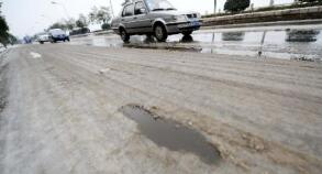海丽气象吧|潍坊发布道路结冰黄色预警 小雪来袭出行注意安全