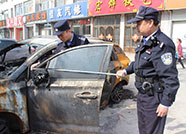 东平：越野车被烧成空壳 民警迅速抓获嫌犯