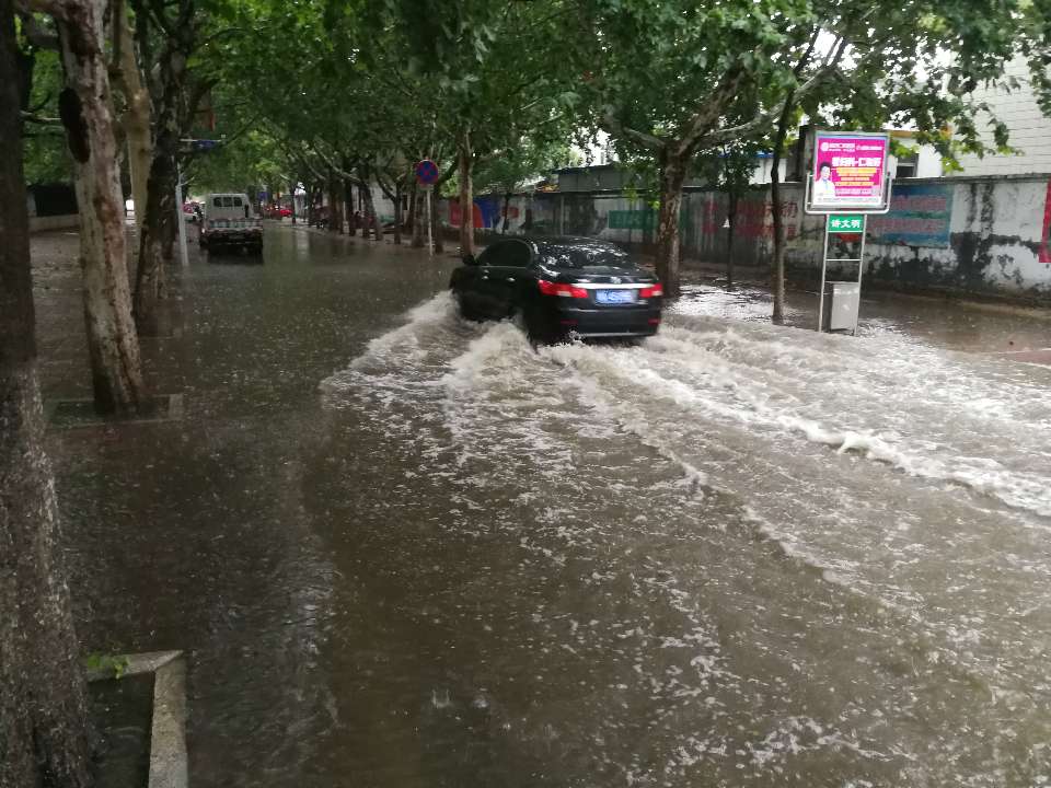 海丽气象吧｜潍坊发布暴雨红色预警 南部县市区降雨或超100毫米
