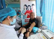 潍坊滨海民警无偿献血 支援应急爱心血库