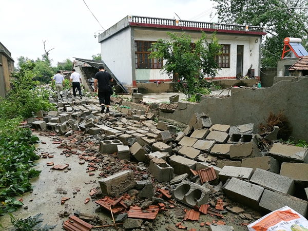 “摩羯”过境龙卷风袭击台儿庄  4.6万人受灾损失670万