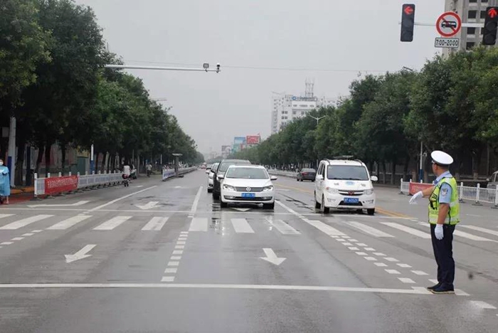 注意！阳谷县六个路口启用“直行待行区”通行模式