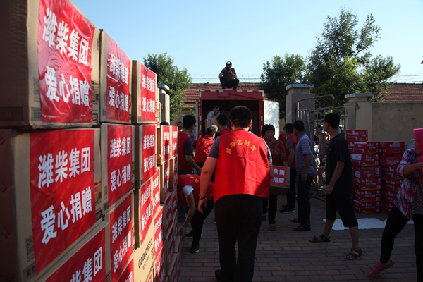 潍柴集团向寿光羊口镇捐赠300多台微波炉 支持灾后重建