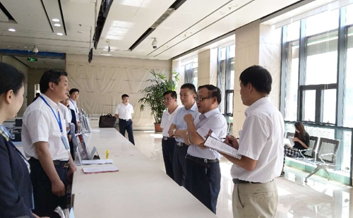 潍坊市人社局制定实施政务服务大厅窗口领导带班制度