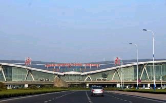 济南国际机场中秋国庆双节预计运送旅客50万人次