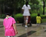 淄博：家长做生意无暇看管 八岁女童玩耍时走丢