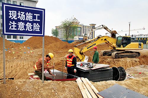济宁鸿广路与同济路路口29日起封闭施工 市民注意