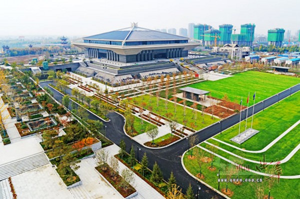 东方圣城--曲阜“孔子博物馆”开馆试运行