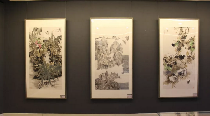“群星璀璨”潍坊市八人中国画联展在美术馆开展