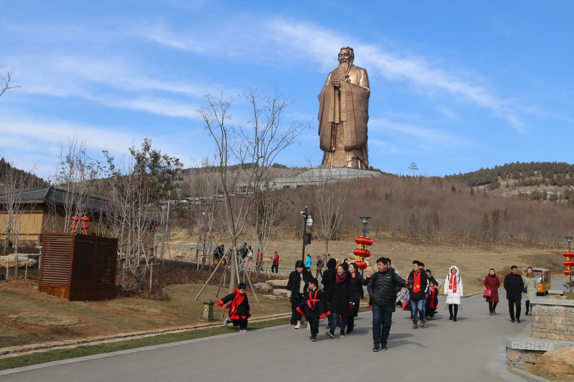 曲阜市尼山镇为尼山圣境风景区旅游安全运营保驾护航