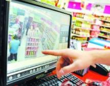 淄博：为报复工作人员 一女子在超市内盗窃商品被拘留