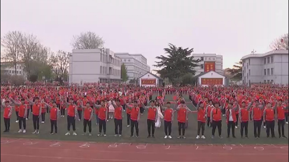 高密二中举办2019年春季科技文体艺术节