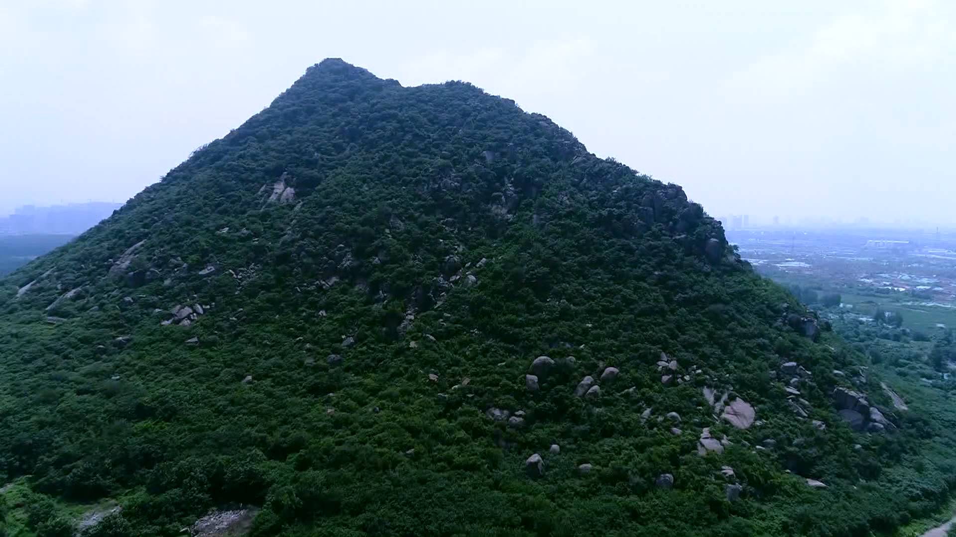 济南华山湖二期开园！专家揭秘：华山主峰由上亿年前的岩浆岩构成