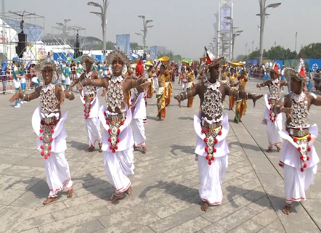 48秒 | 在亚洲文明巡游看斯里兰卡康提舞