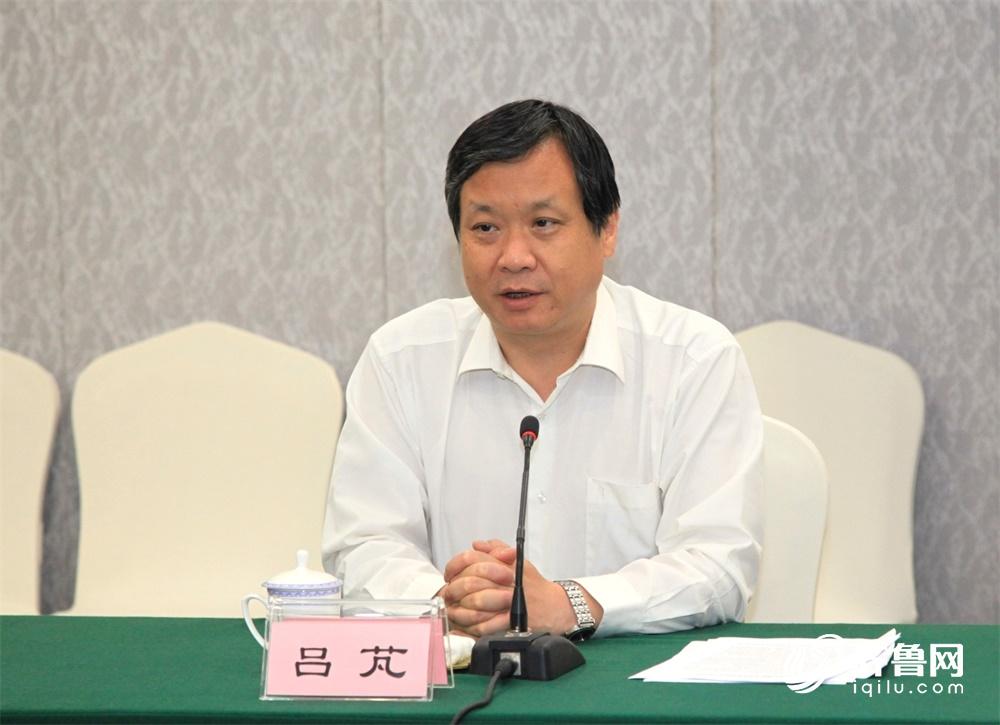 管委主任张海军签署合作协议