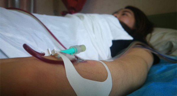 菏泽大四女生捐献造血干细胞，曾多次无偿献血并签署遗体捐献协议
