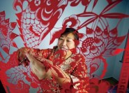潍坊举办工艺美术精品展 让传统工艺美术“活”起来