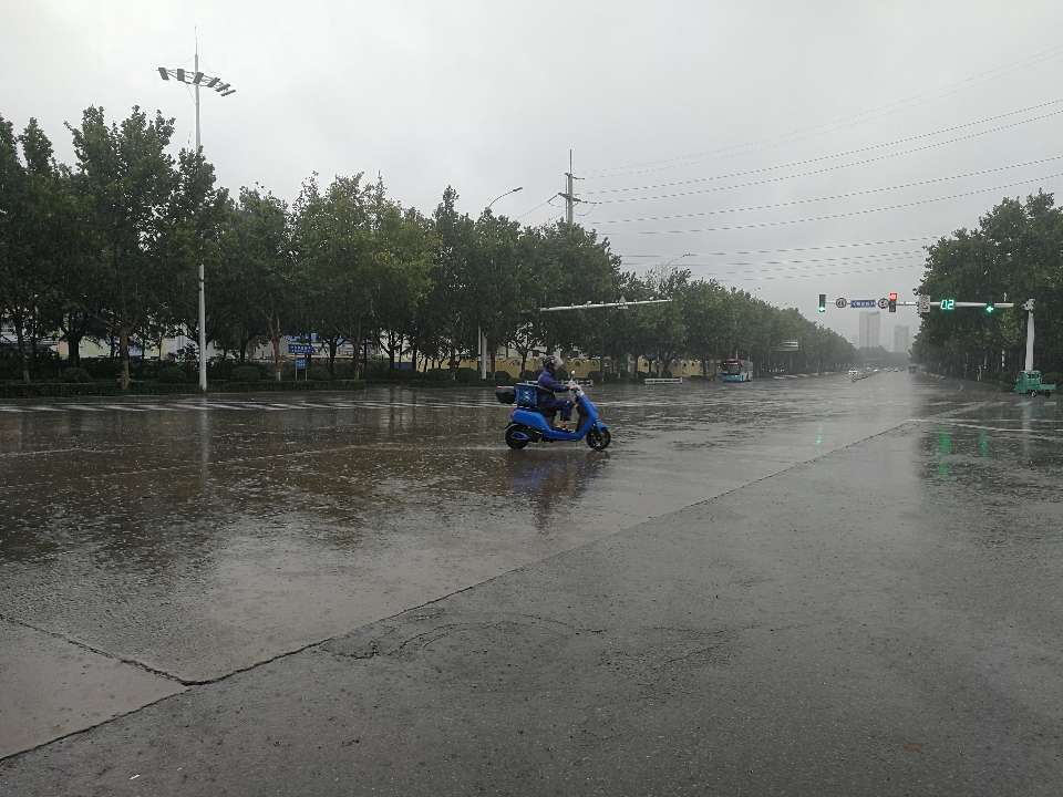 海丽气象吧丨“利奇马”中心移至潍坊北部近海 13日对潍坊影响基本结束
