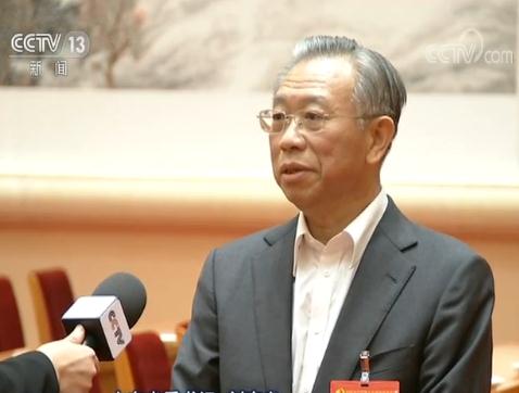 刘家义接受央视《新闻联播》采访 坚决拥护十九届四中全会《决定》