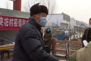 枣庄76岁老党员冲锋在战“疫”一线：咱是共产党员，义不容辞！
