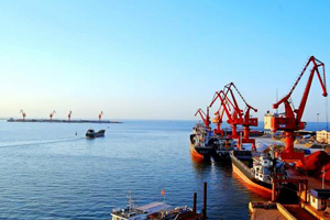 潍坊海关抗疫情促复航  助力潍坊港外贸船舶实现逆势增长