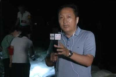 长江湖口站超警戒水位已经持续8天，如何排险如何防？记者现场探访