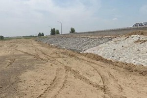 寿光弥河防洪治理提升工程四标段：156天，在弥河决口处筑起一座新堤坝