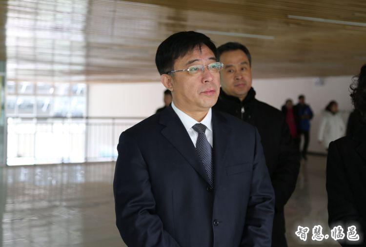 马传先一行到临邑县观摩美丽乡村建设和现代农业发展