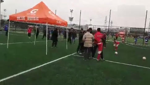 广州足协回应U9比赛斗殴:未参与办赛 已介入调