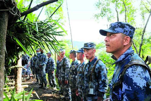 《红海行动》中的特种部队—揭开中国海军陆战队"蛟龙突击队"神秘