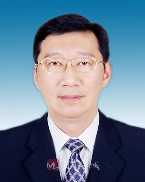 孙斌  