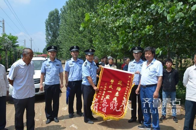 方便村民出行,鄄城铁路防护网外打通农耕道路